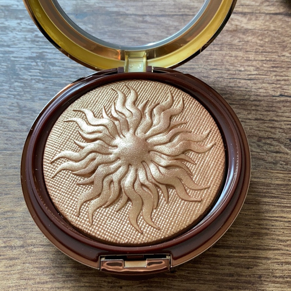 Bronze booster